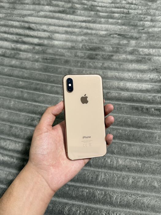 iPhone XS 64gb 80% в идеальном состоянии