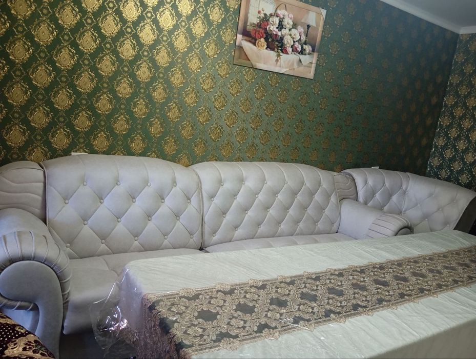 Уголок мебел диваны