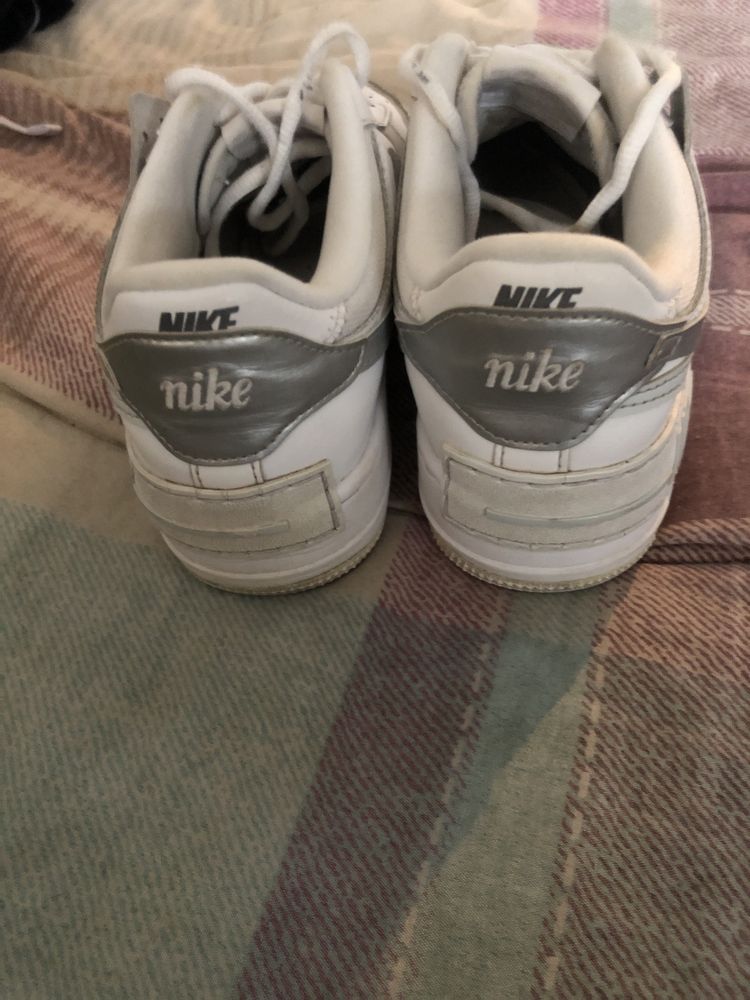 Nike Air force 1 дамски запазени нови
