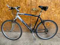 Bicicletă trekking, cadru 60 cm