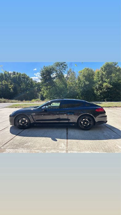 Porsche Panamera 4S