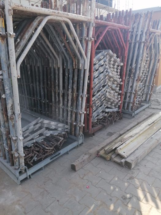 De vanzare schela metalica