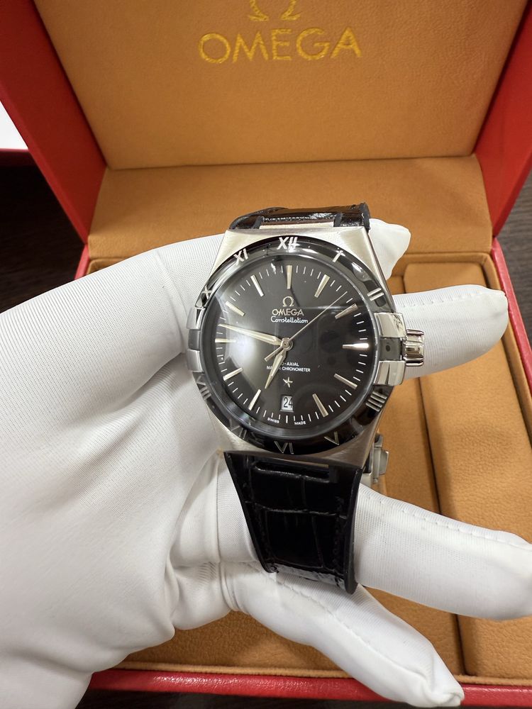 Часы Omega Constellation