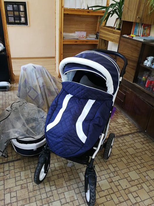 Детска количка Carrera