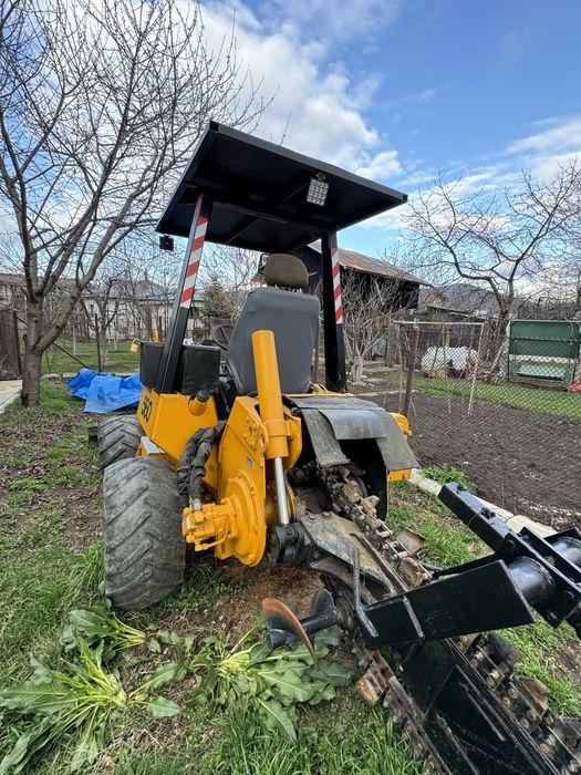 Sapator santuri case 560 trencher