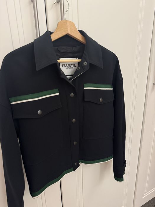 Уникално дамско яке