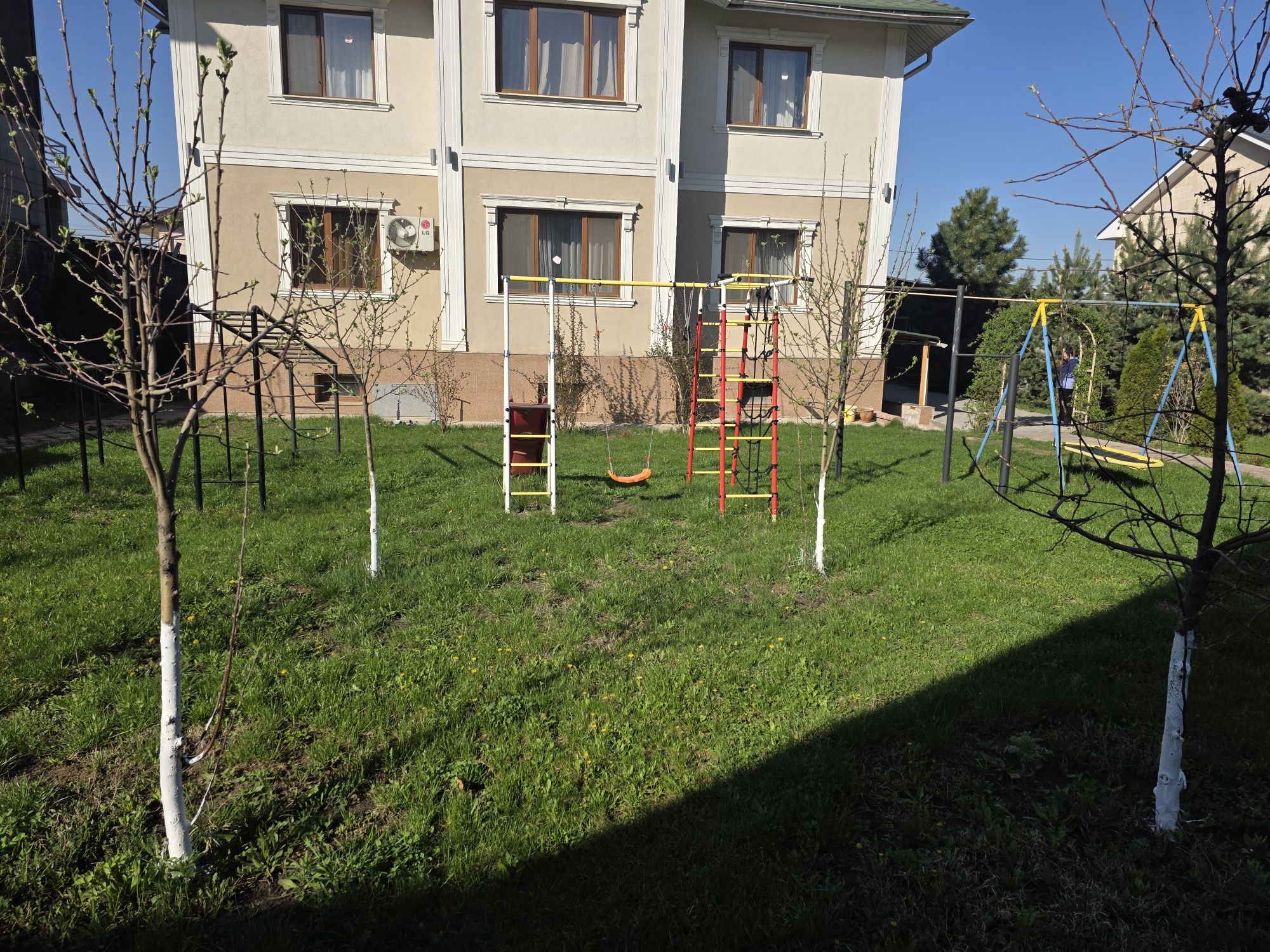 Продам детскую площадку с воркаутом