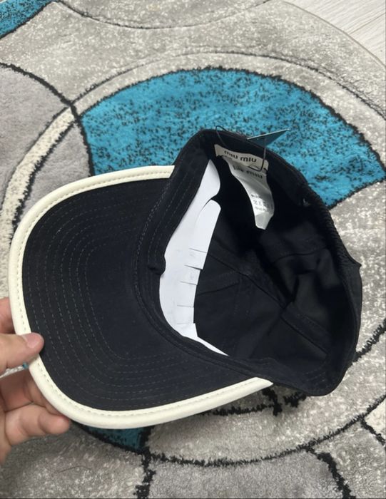 sapca miu miu neagra
