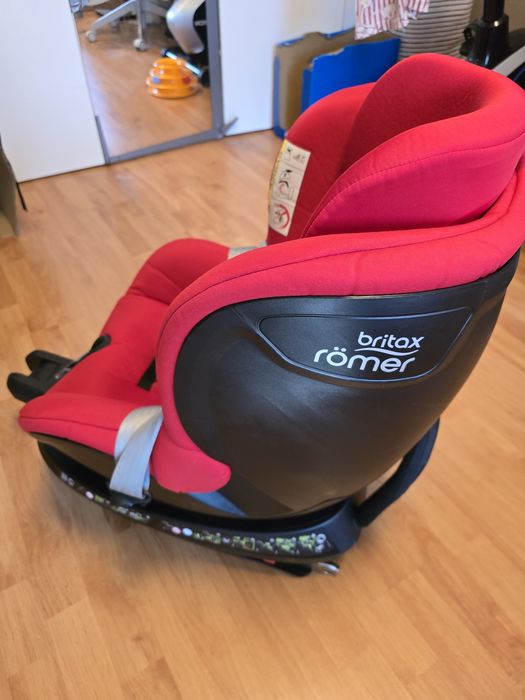 Столче за кола Britax Romer Dualfix2, ISOFIX
