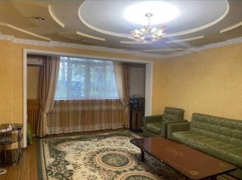 Kvartira oybek metro