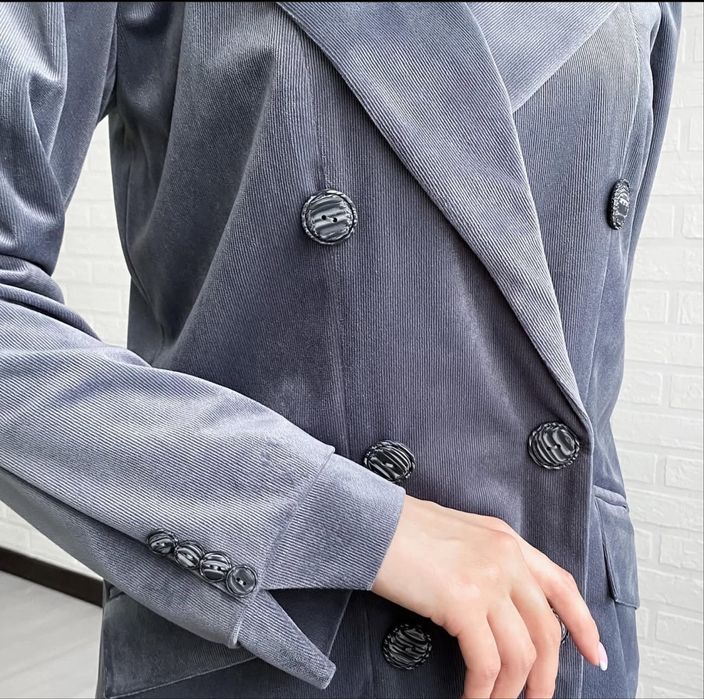 Костюм двойка в сером и бордовом оттенке.Собственный пошив. р: 44-46