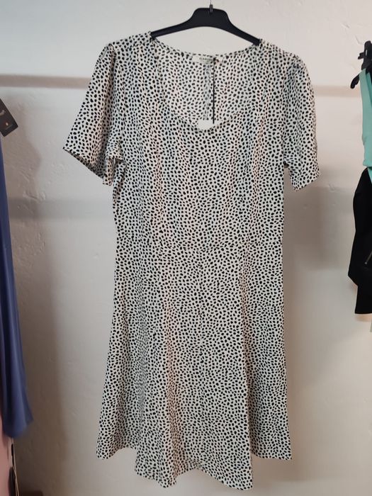 Lichidare stoc outlet haine dama