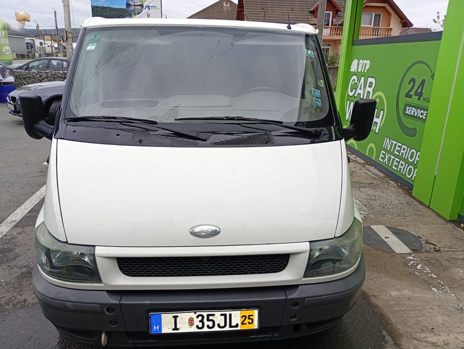 Vând ford tranzit