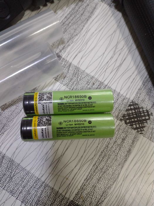 Lanterna Litwod-1909 metalica , led XHP90 cu 2 acumulatori NCR18650B