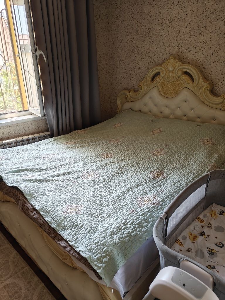 Спальная кровать, Китай