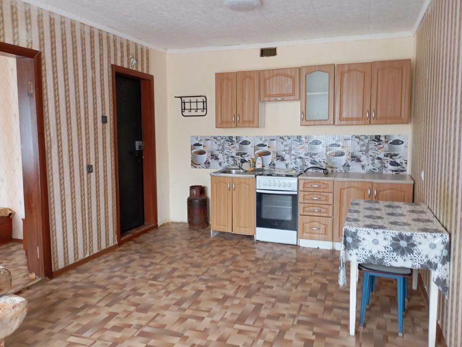 Продам две смежные комнаты в общежитии