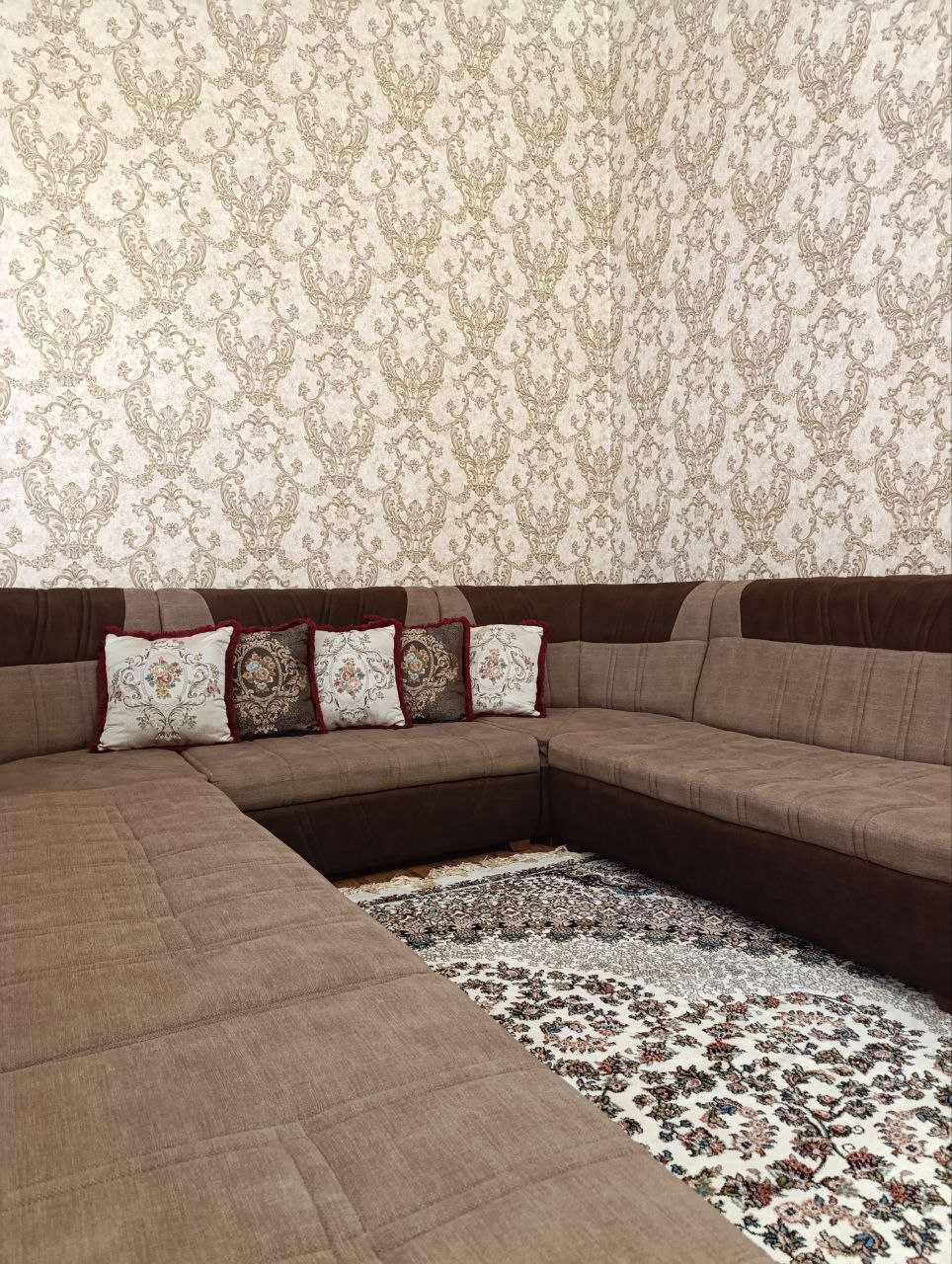 Yumshoq mebel — ajraladigan, 8 metrli divan
