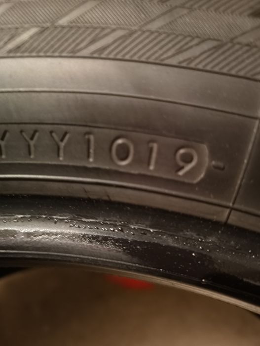 Anvelope Iarna 215/60/R16