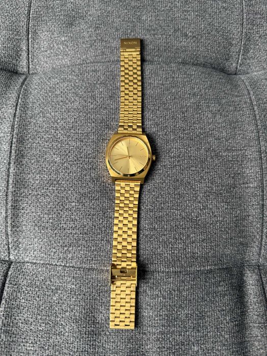 Унисекс златен часовник Nixon 37 мм A045 511-00