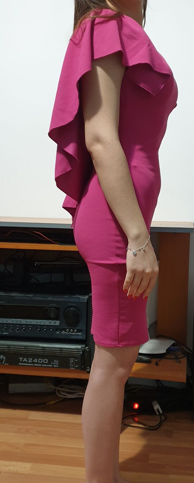 Rochie eleganta scurta- roz - marimea XS/S