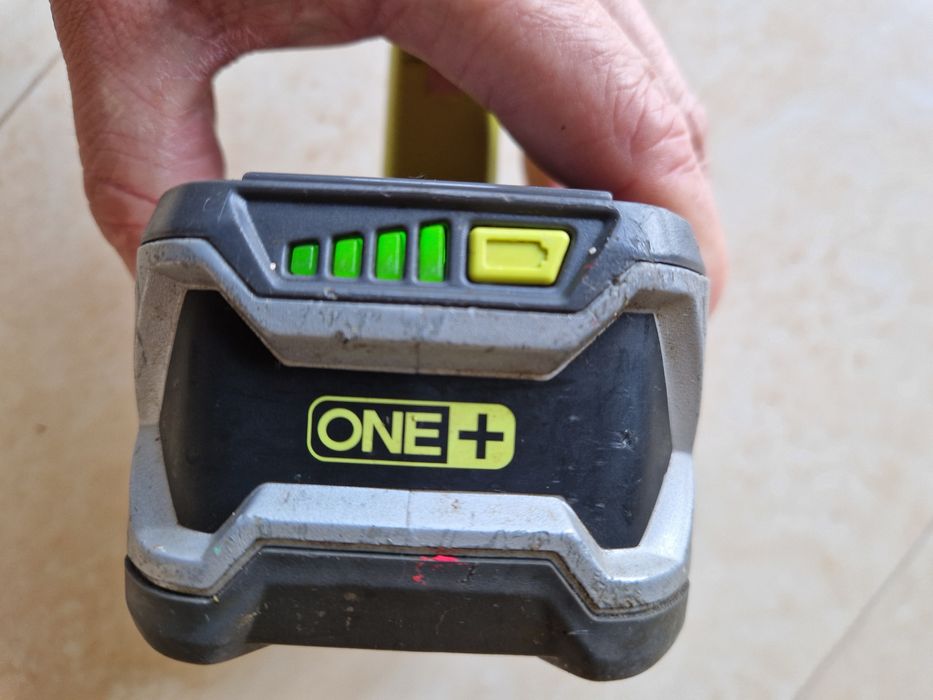 Ryobi BCL 1418 - incarcator (sursa )