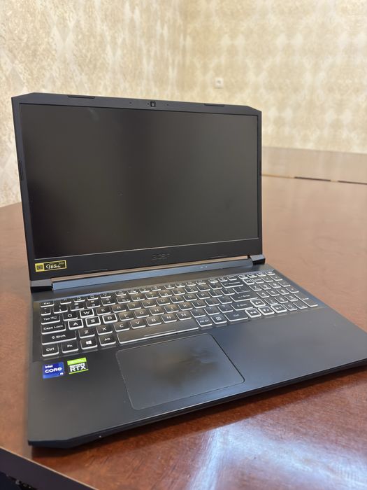 Acer Nitro 5 16/ 1 trb