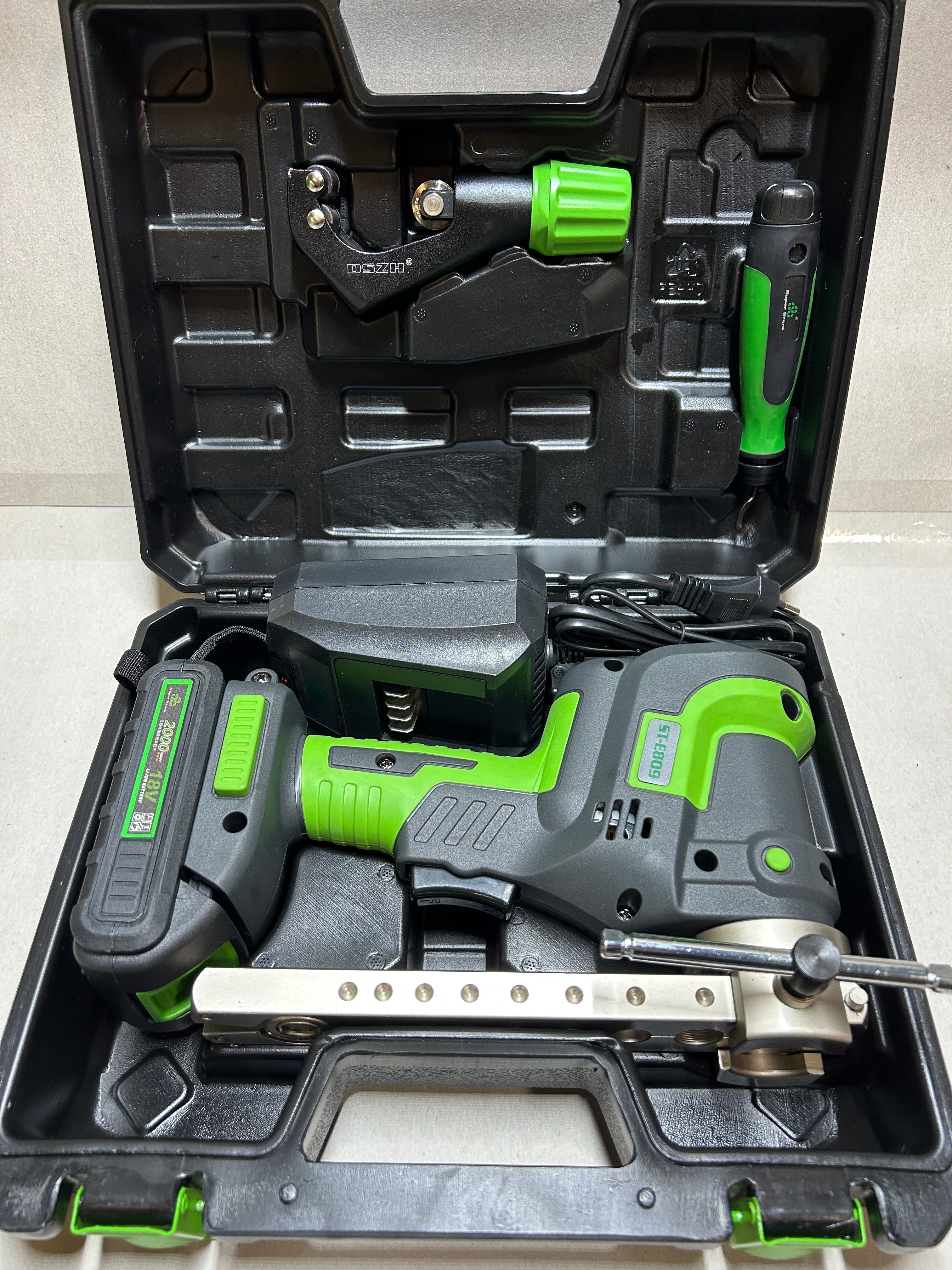 Trusă de bercuit cu acumulator ST E900A