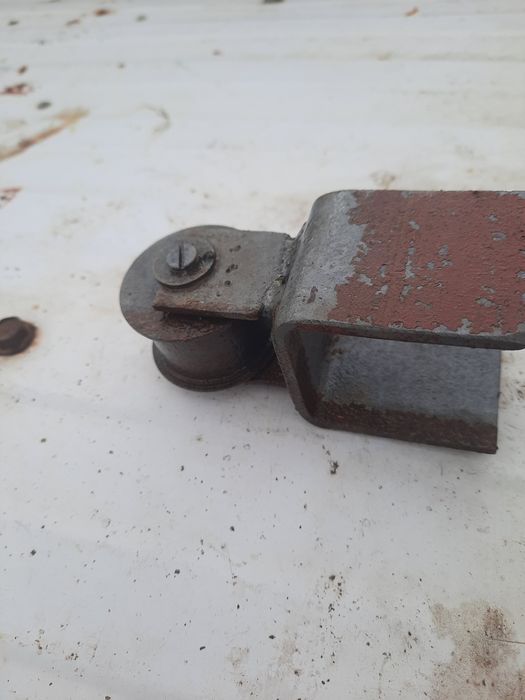 Role pt porti glisante pe sina