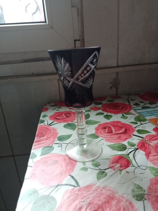 Vând pahare cristal