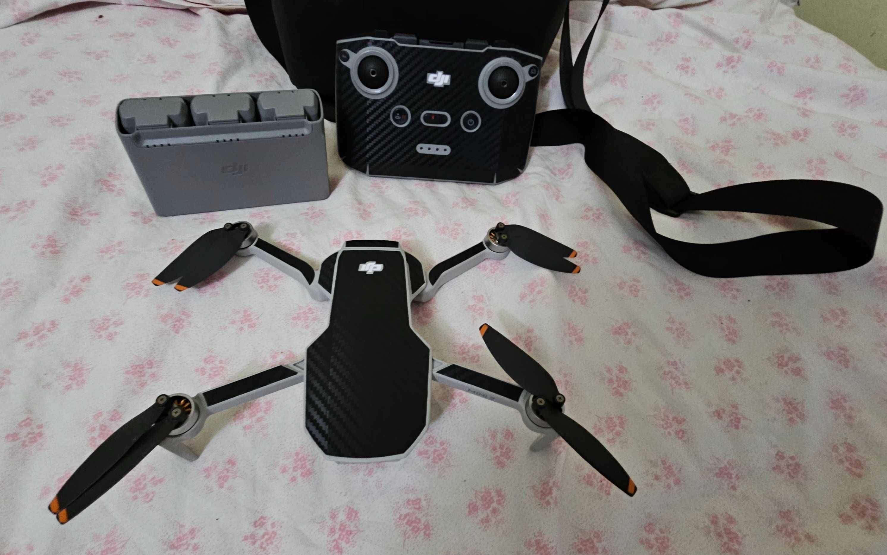 Drona dji mini 2