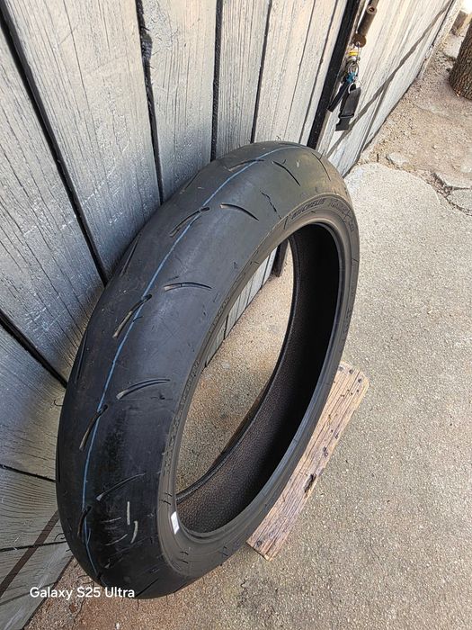 нова гума за мотор Michelin