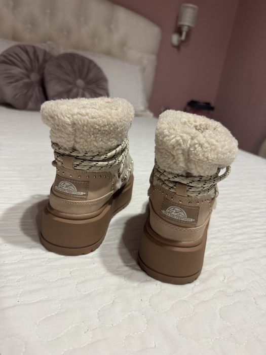Зимни обувки Daris 36, Bershka 35