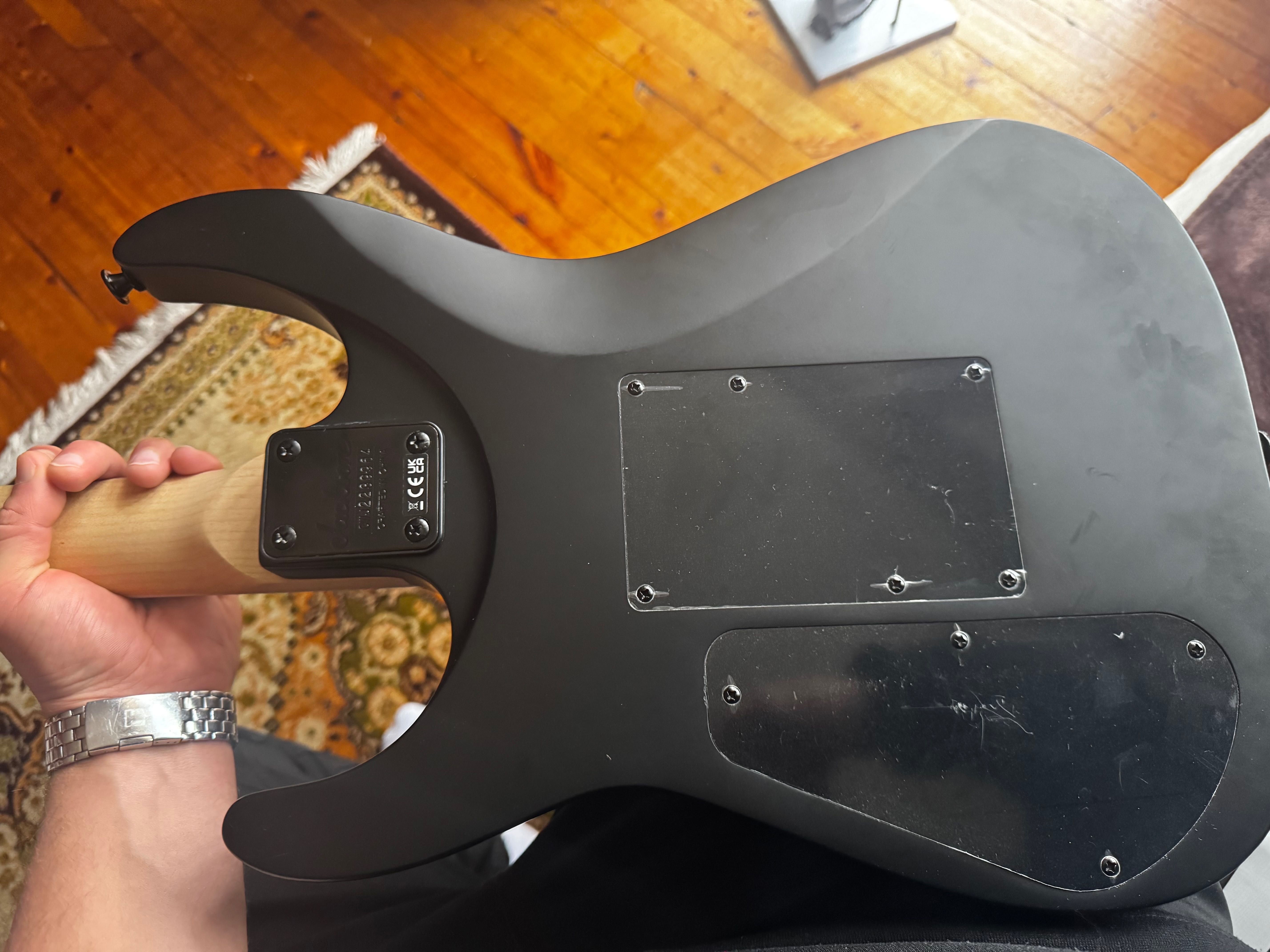 Jackson JS Series Dinky JS32 DKA Satin Black Електрическа китара