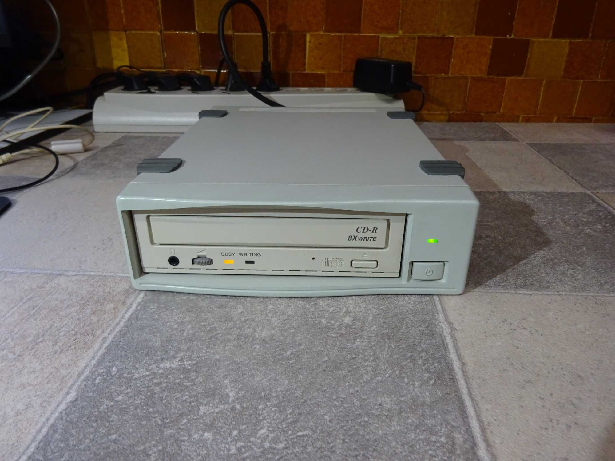 Unitate optica externa retro/vintage SCSI -/cd-writer /