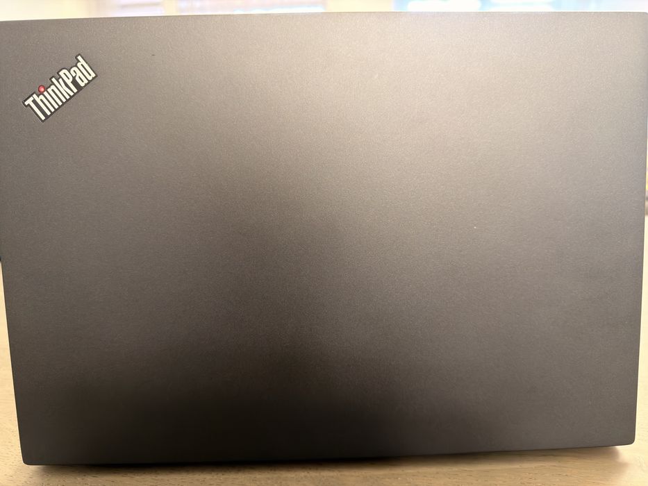 Лаптоп Lenovo ThinkPad t490 i5, 16 gb RAM, 512 gb SSD 14" Гаранция