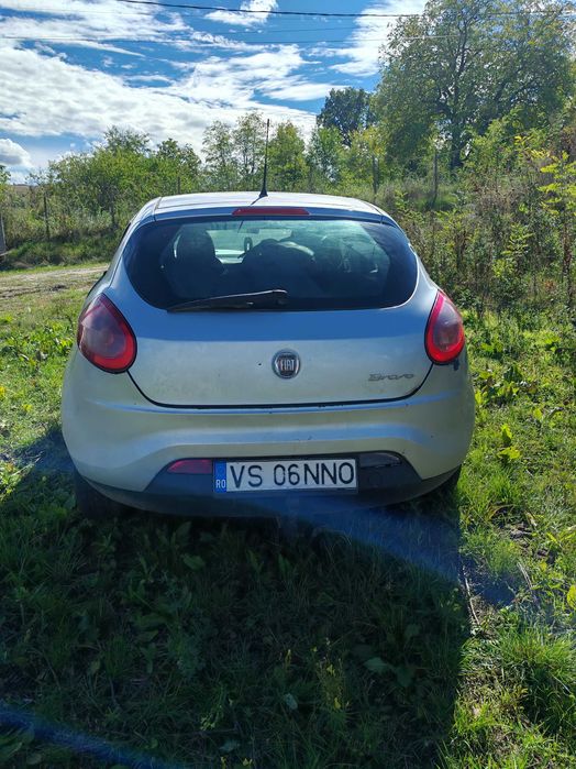 Vând FIAT bravo avariat ,an 2011