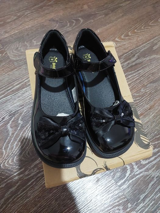 Продам новые туфли