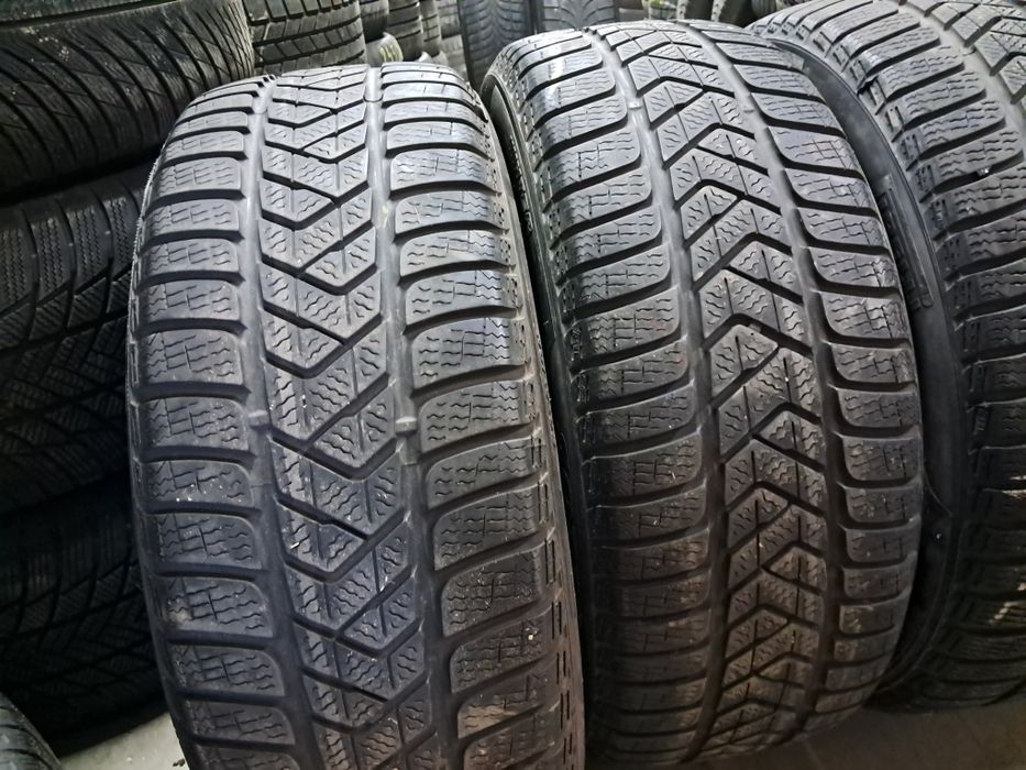 Anvelope second iarna 225 45 R18 Pirelli