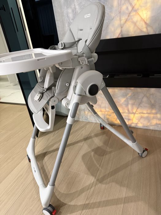 Стол за хранене -peg perego