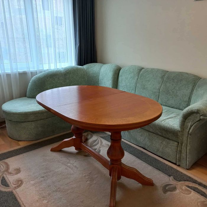 Ъглов диван в отлично състояние – 2.6 × 2 м