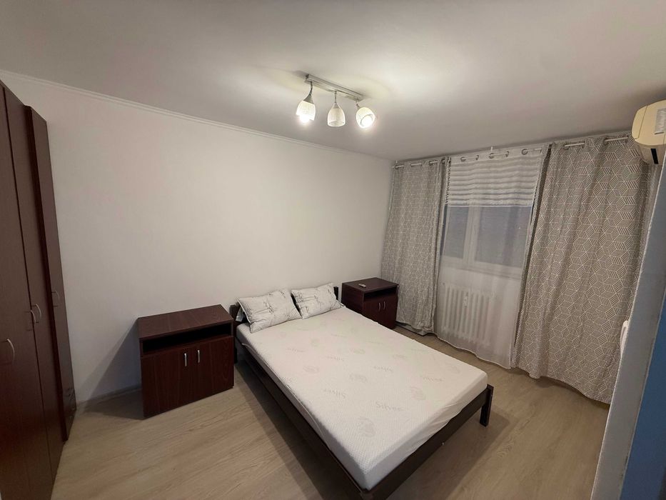 Metrou 1 Decembrie - 2 Camere - Decomandat - Renovat & Anvelopat - AC