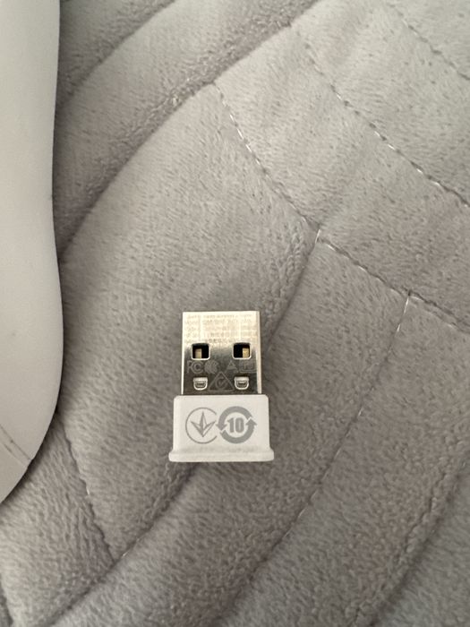 Мышка HyperX Pulsefire haste wireless