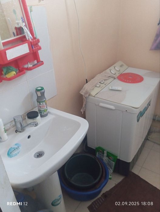 Sohil 5 kappada  2 xonali uy ijaraga beriladi