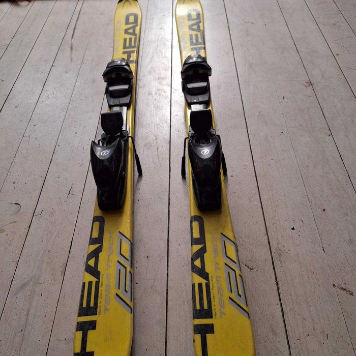 Продавам Ски HEAD