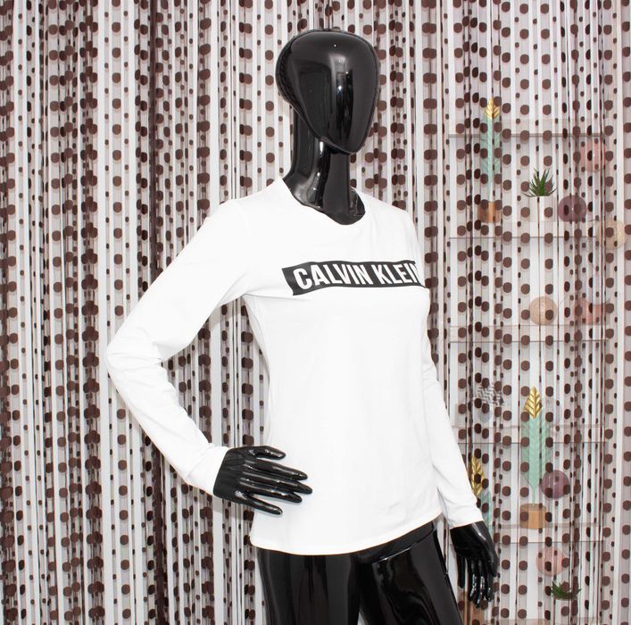 Calvin Klein оригинална дамска бяла блуза тениска с дълъг ръкав XS