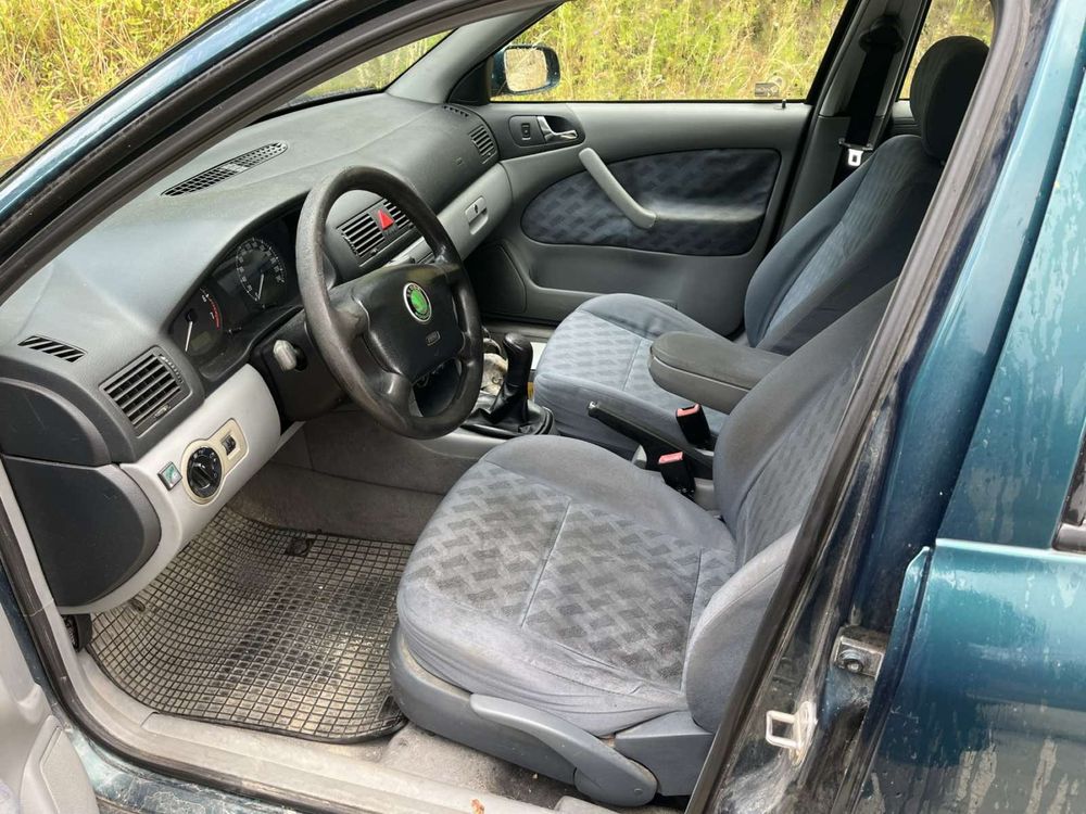 Skoda Octavia 1.8i На Части