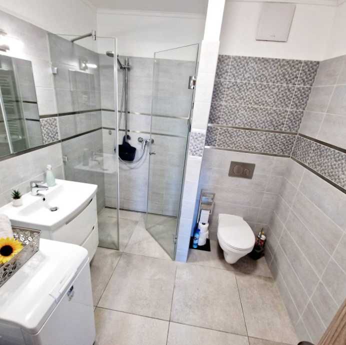 Дава се под наем Двустаен апартамент в Пловдив, Въстанически - 67 кв.м за 178.5 € - Снимка #2