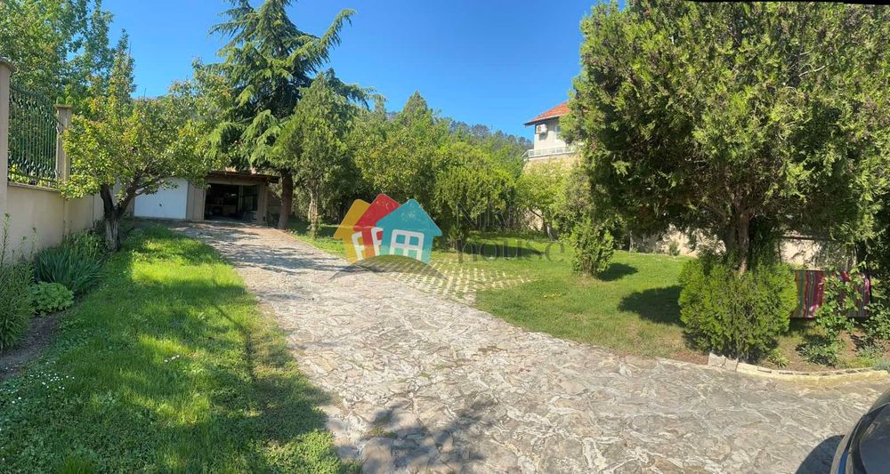 Парцел в Варна-Аспарухово площ 575 цена 1