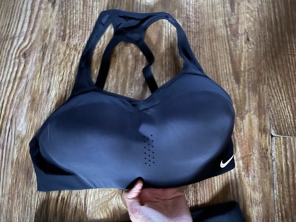 Nike клин и спортен сутиен