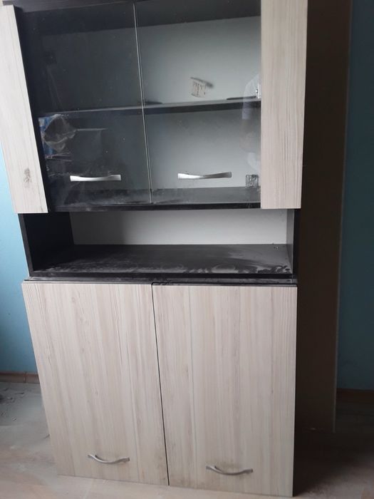 Шкафове за горен ред